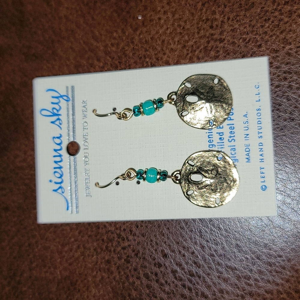Sienna sky sand dollar earrings